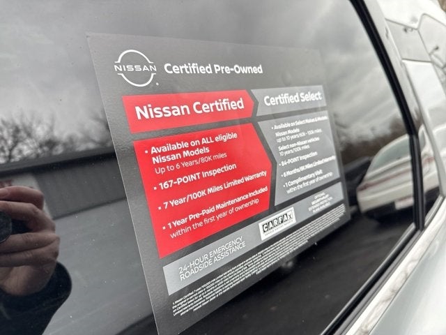 2024 Nissan Pathfinder SV