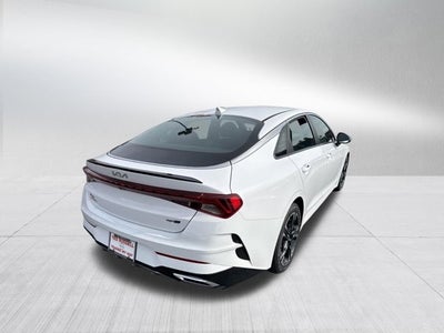 2022 Kia K5 GT-Line