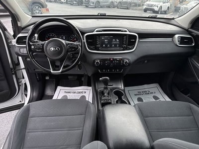 2017 Kia Sorento LX