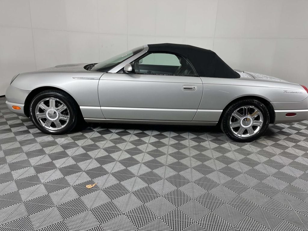 2005 Ford Thunderbird Base