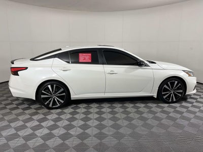 2021 Nissan Altima 2.0 SR
