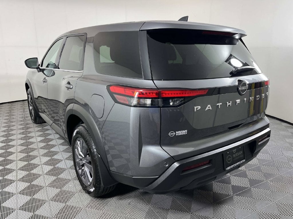 2023 Nissan Pathfinder S