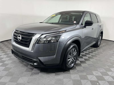 2025 Nissan Pathfinder S