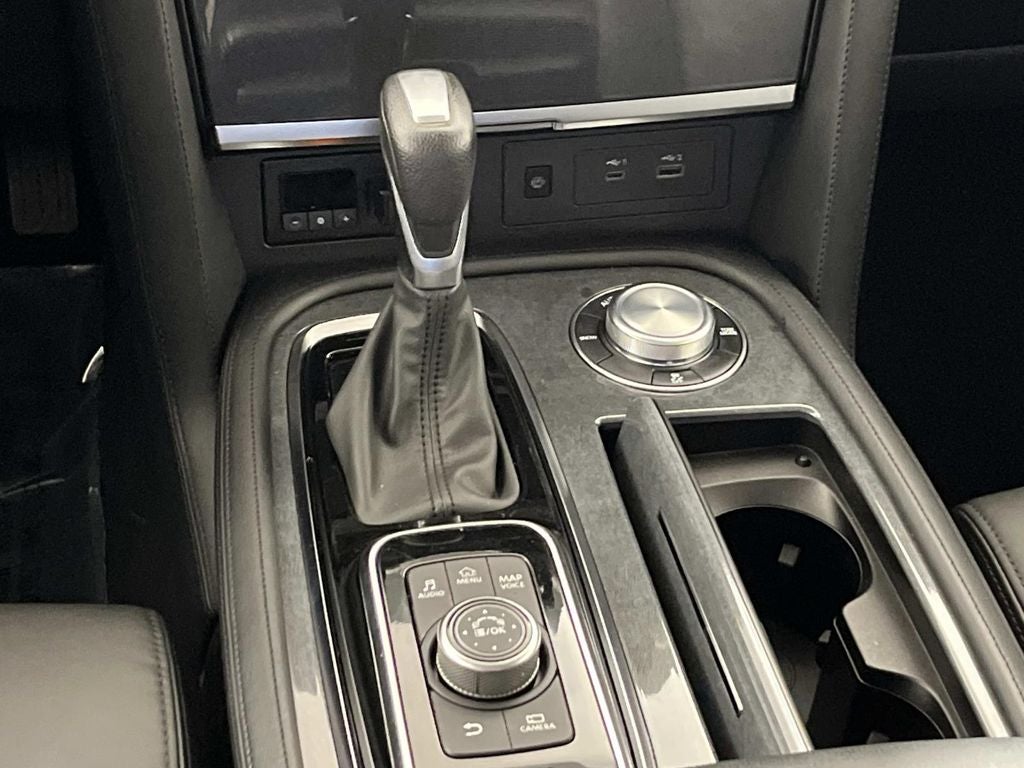 2024 Nissan Armada SV