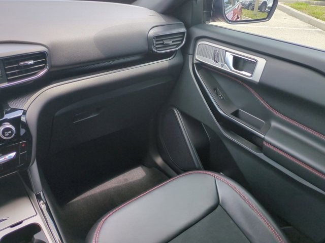 2024 Ford Explorer ST-Line
