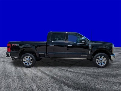 2024 Ford Super Duty F-350 SRW Pickup Lariat