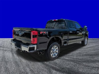 2024 Ford Super Duty F-350 SRW Pickup Lariat