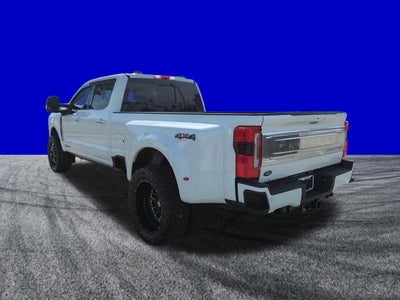 2025 Ford Super Duty F-350 DRW Pickup Platinum DRW