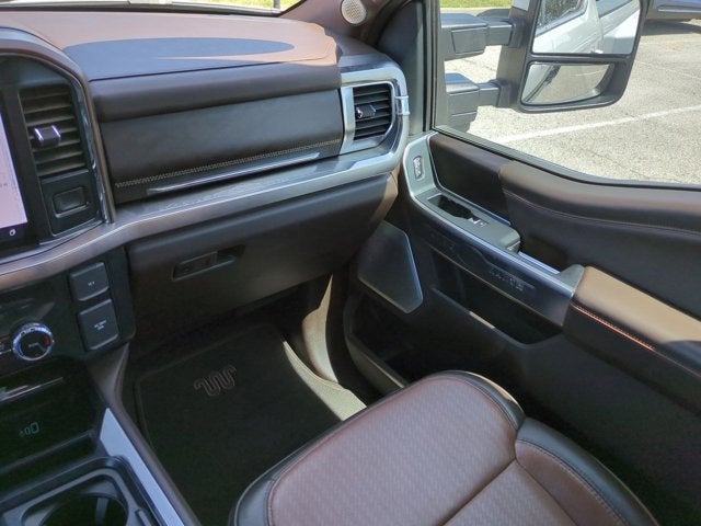 2023 Ford Super Duty F-350 DRW Pickup King Ranch DRW