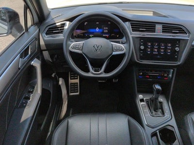 2023 Volkswagen Tiguan 2.0T SE R-Line Black