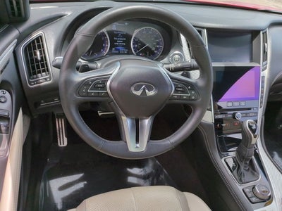 2017 INFINITI Q60 Red Sport 400