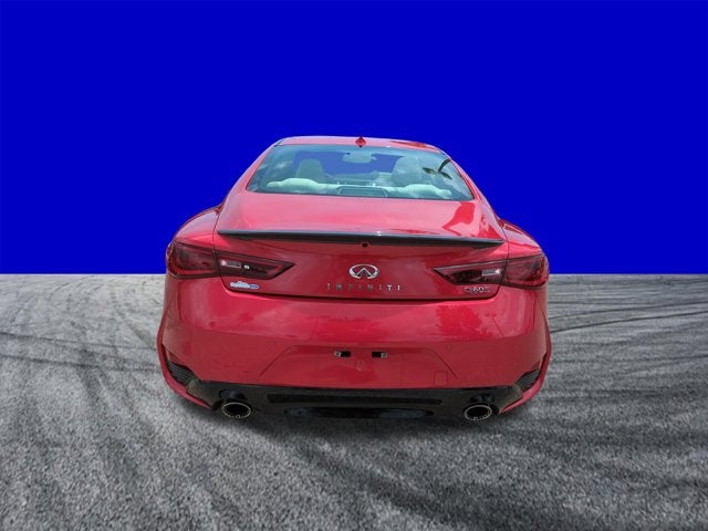 2017 INFINITI Q60 Red Sport 400