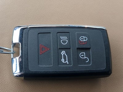 2025 Land Rover Defender X-Dynamic SE