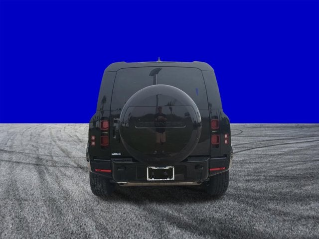 2025 Land Rover Defender X-Dynamic SE