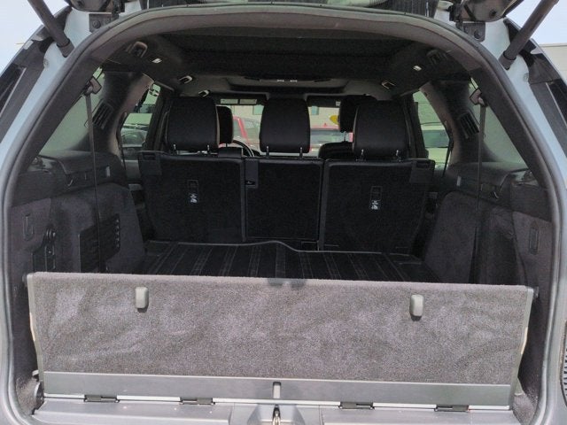 2020 Land Rover Discovery Landmark Edition