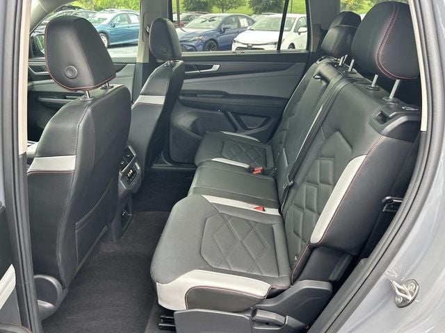 2024 Volkswagen Atlas 2.0T Peak Edition SE w/Technology