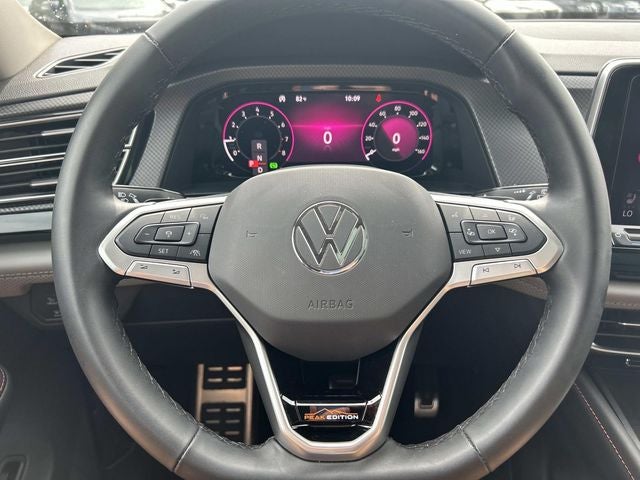 2024 Volkswagen Atlas 2.0T Peak Edition SE w/Technology