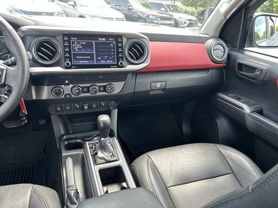 2020 Toyota Tacoma SR5 V6
