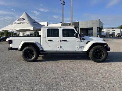 2021 Jeep Gladiator Overland