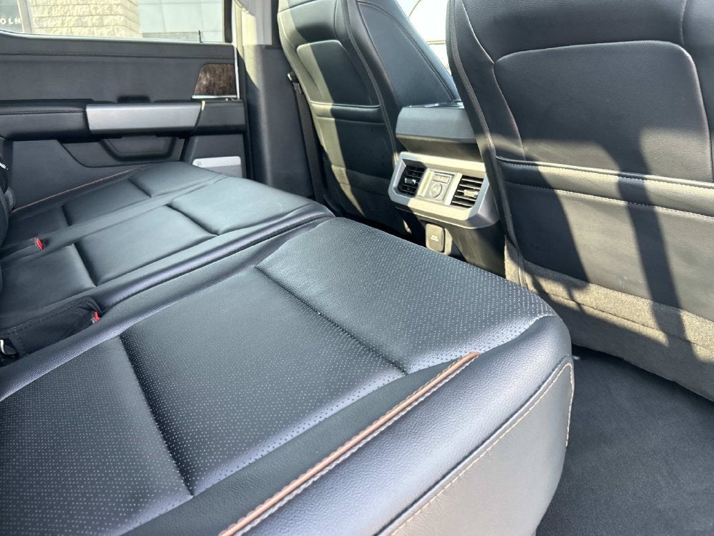 2025 Ford Super Duty F-250 Pickup Lariat