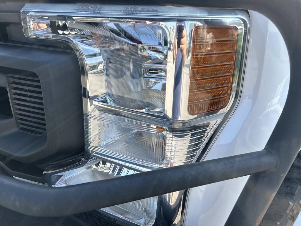 2021 Ford Super Duty F-350 DRW Pickup XL
