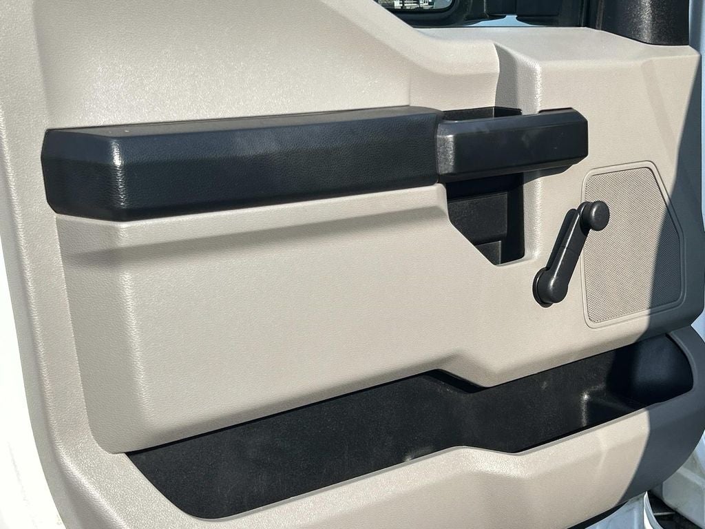 2021 Ford Super Duty F-350 DRW Pickup XL