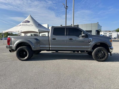 2022 Ford Super Duty F-350 DRW Pickup XLT