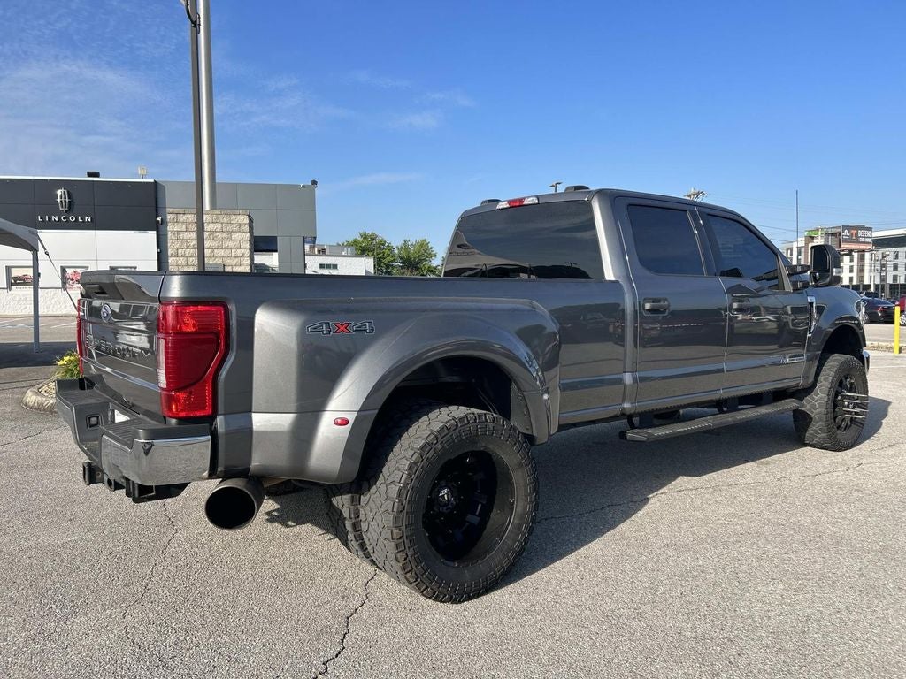 2022 Ford Super Duty F-350 DRW Pickup XLT