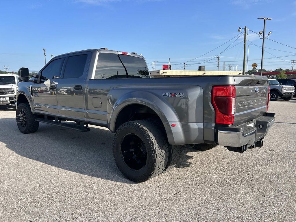 2022 Ford Super Duty F-350 DRW Pickup XLT