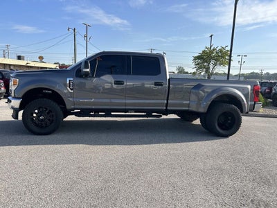 2022 Ford Super Duty F-350 DRW Pickup XLT