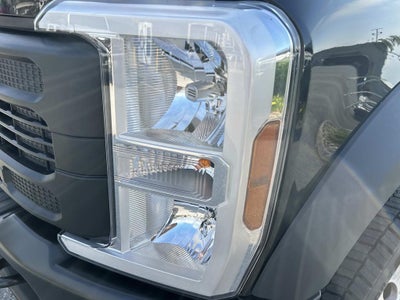 2026 Ford Super Duty F-450 Pickup XL DRW