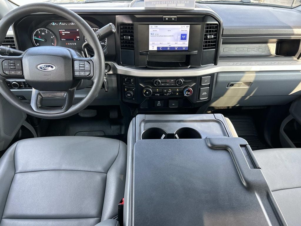 2026 Ford Super Duty F-450 Pickup XL DRW