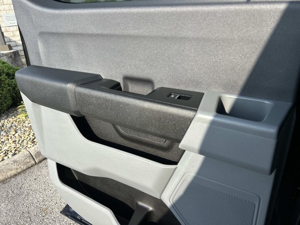 2026 Ford Super Duty F-450 Pickup XL DRW