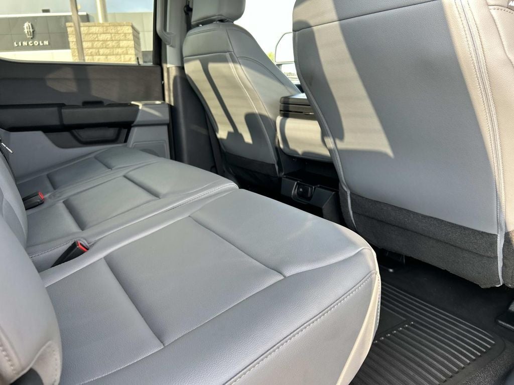 2026 Ford Super Duty F-450 Pickup XL DRW