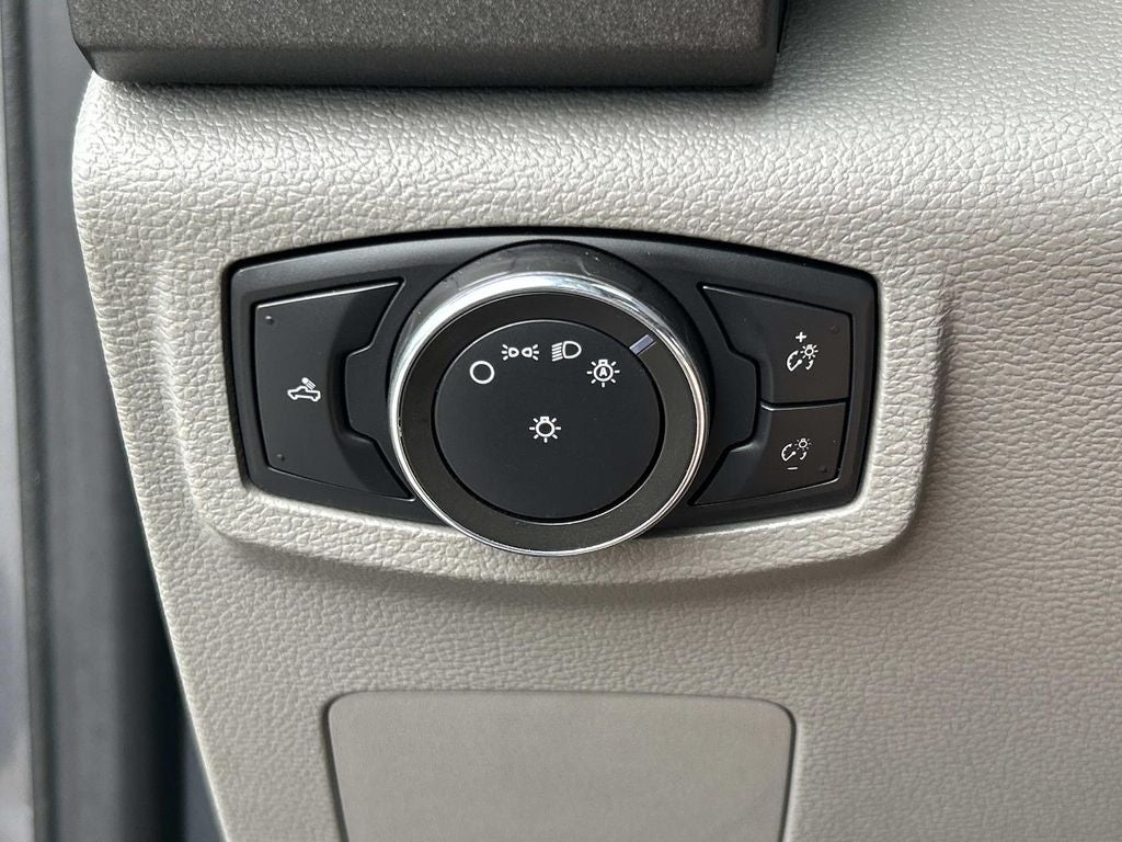 2022 Ford Super Duty F-350 SRW Pickup XL