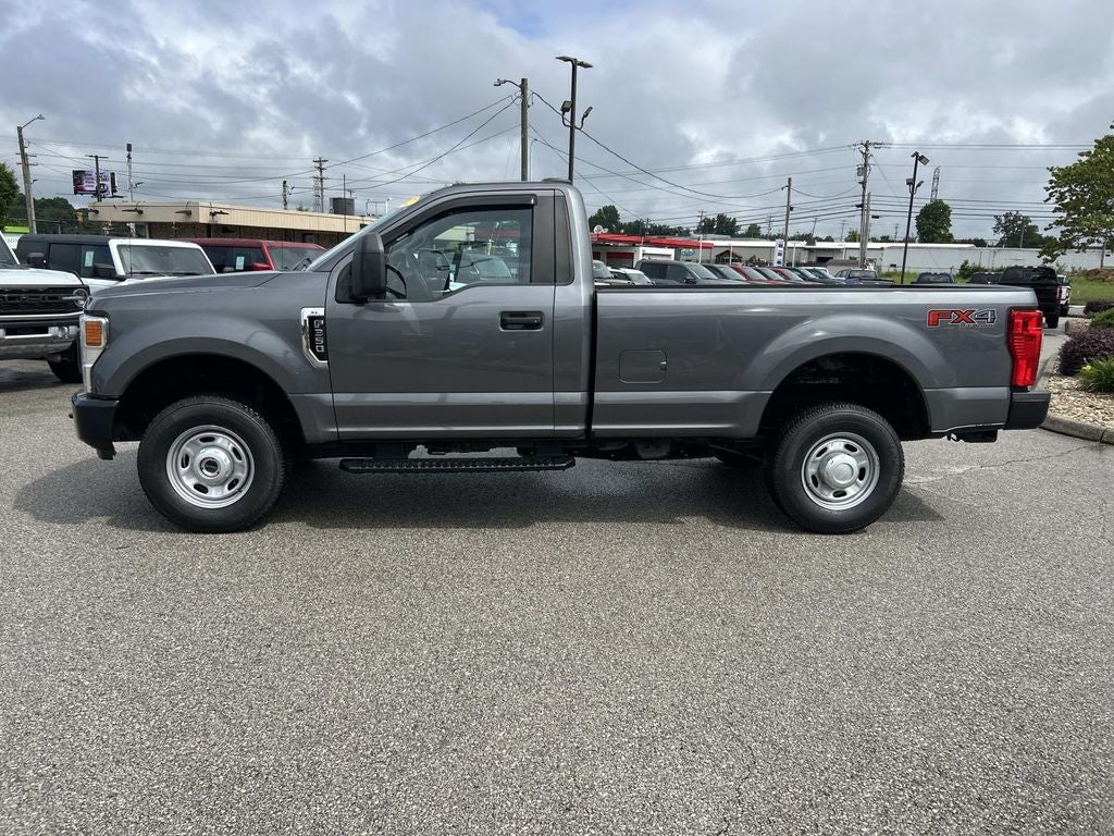 2022 Ford Super Duty F-350 SRW Pickup XL