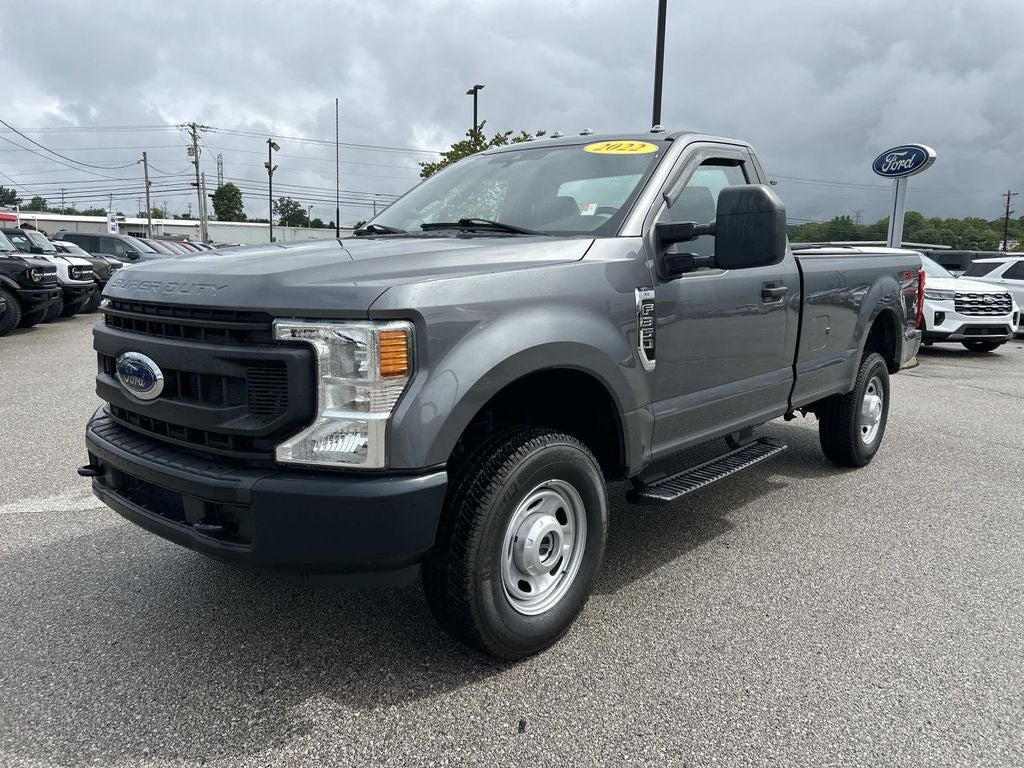 2022 Ford Super Duty F-350 SRW Pickup XL