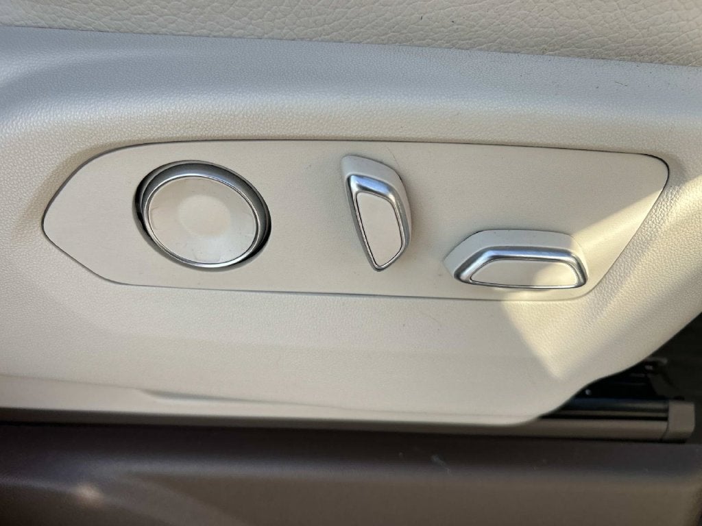 2023 GMC Yukon Denali Denali