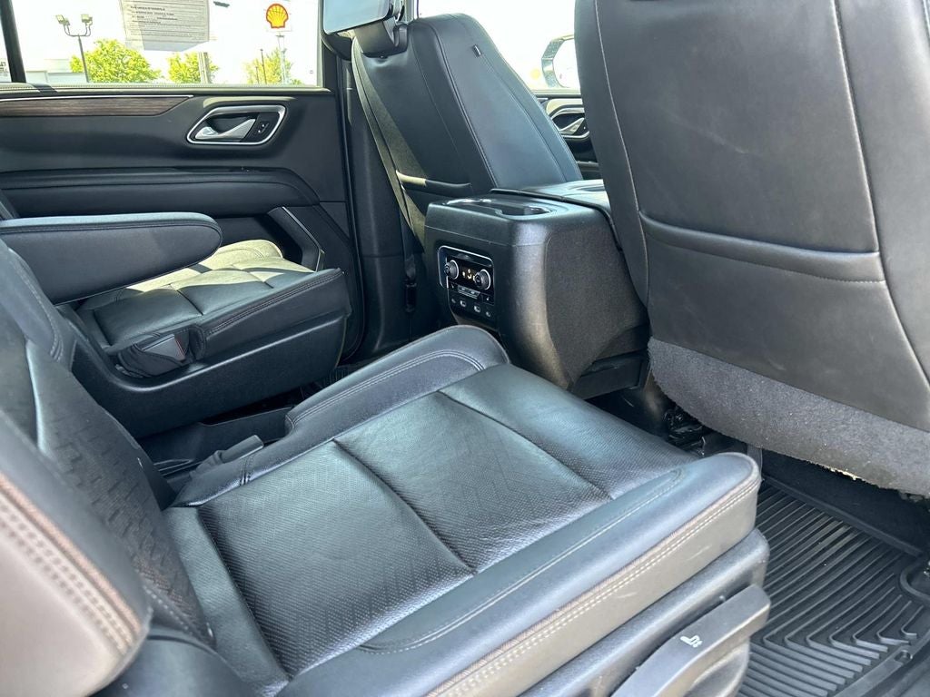 2022 Chevrolet Suburban High Country