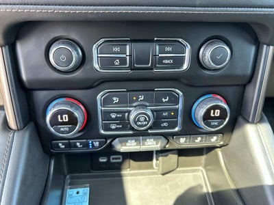 2022 Chevrolet Suburban High Country