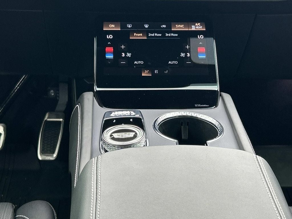 2026 Cadillac VISTIQ Luxury