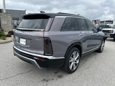 2026 Cadillac VISTIQ Luxury