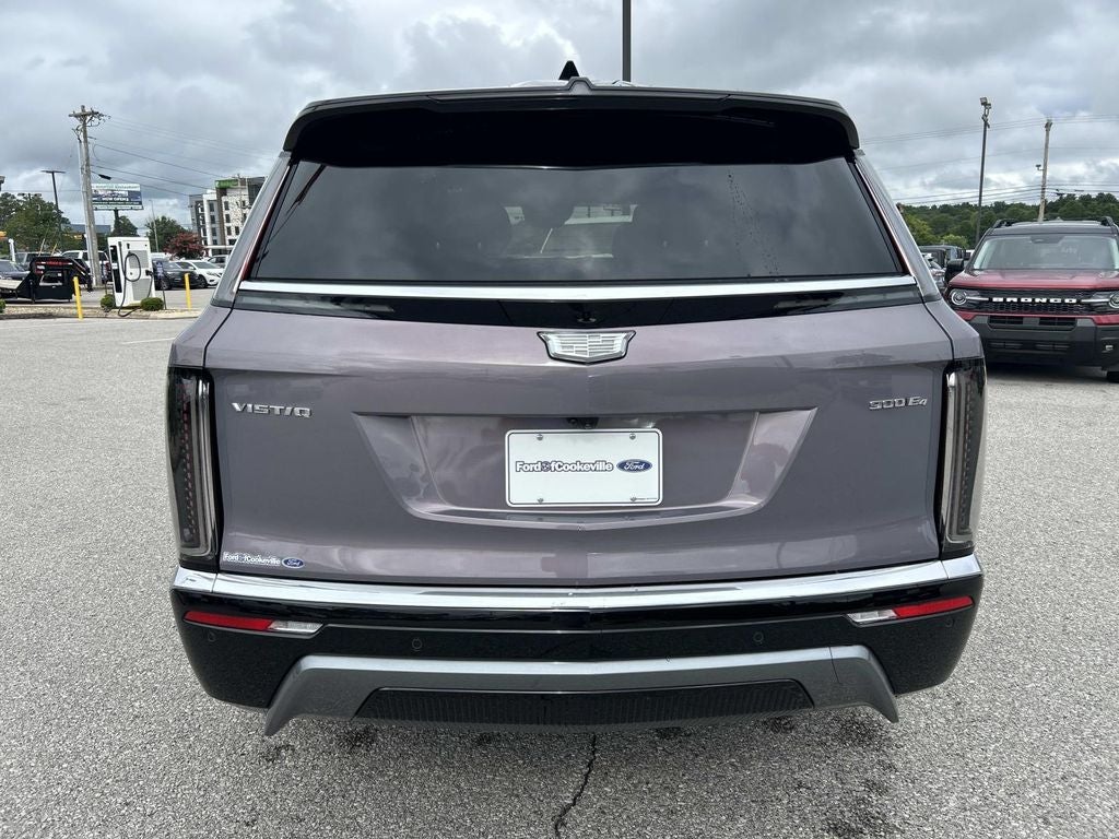 2026 Cadillac VISTIQ Luxury