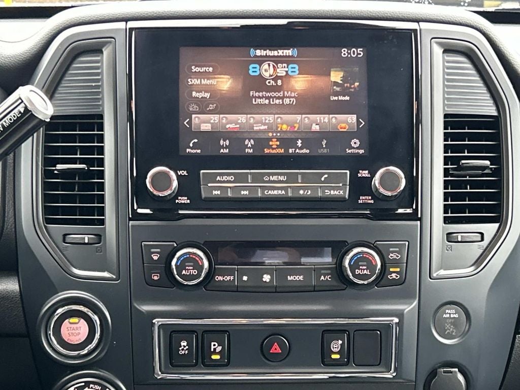 2024 Nissan Titan SV