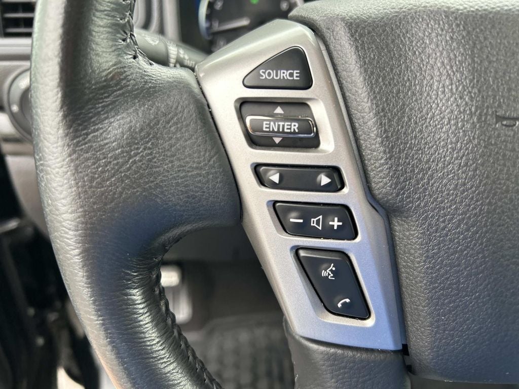 2024 Nissan Titan SV