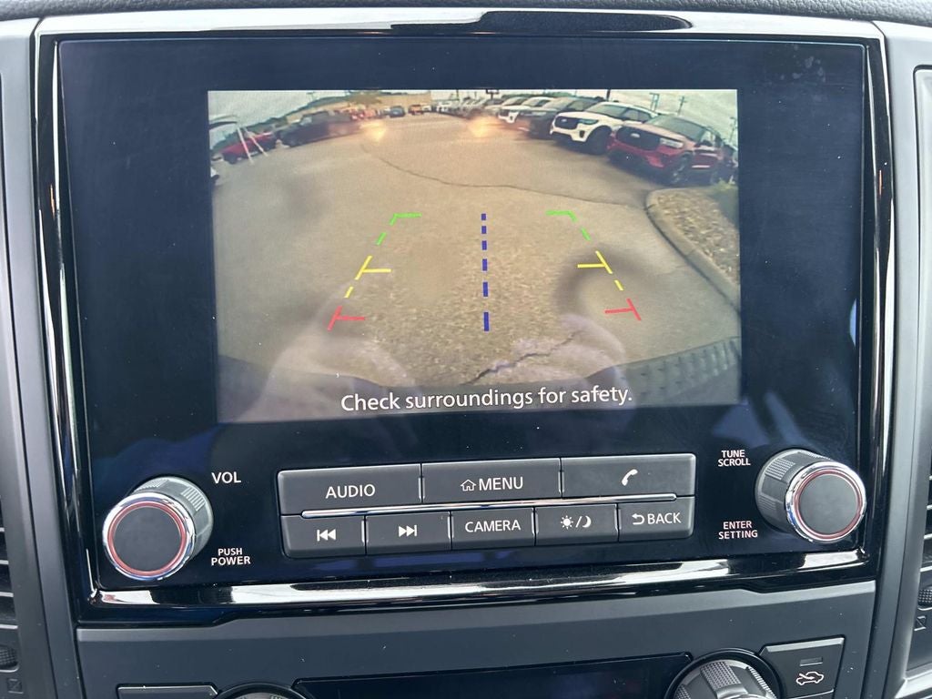 2024 Nissan Titan SV