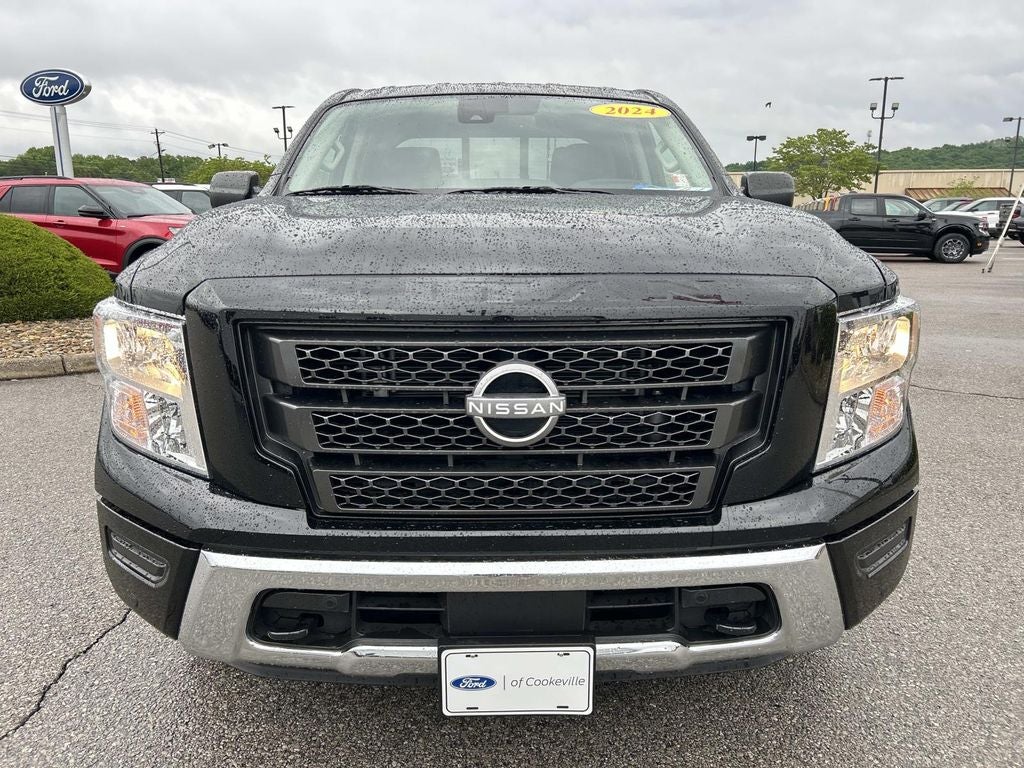 2024 Nissan Titan SV