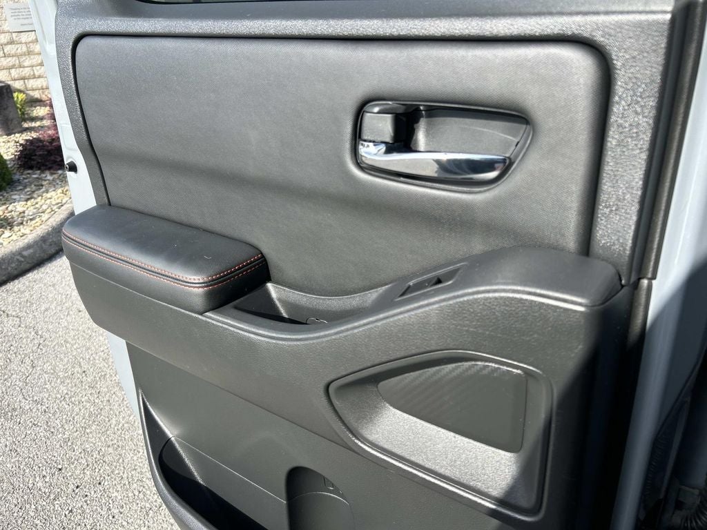 2023 Nissan Frontier PRO-X