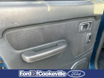 2002 Nissan Frontier XE V6