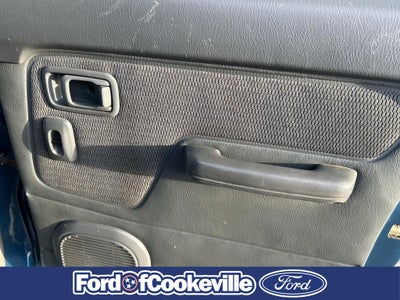 2002 Nissan Frontier XE V6